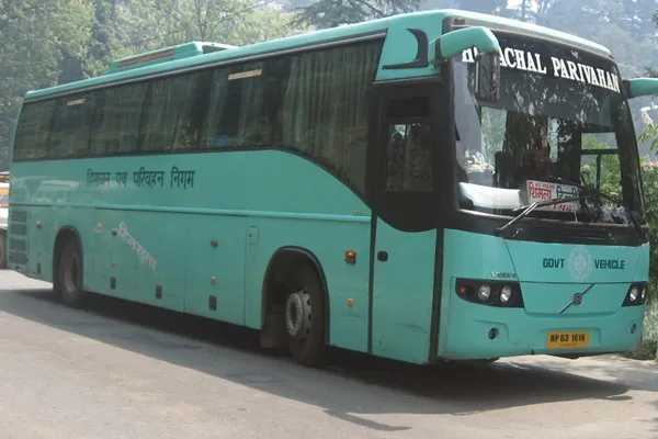 Luxury-Bus-a2z-himachal (4)
