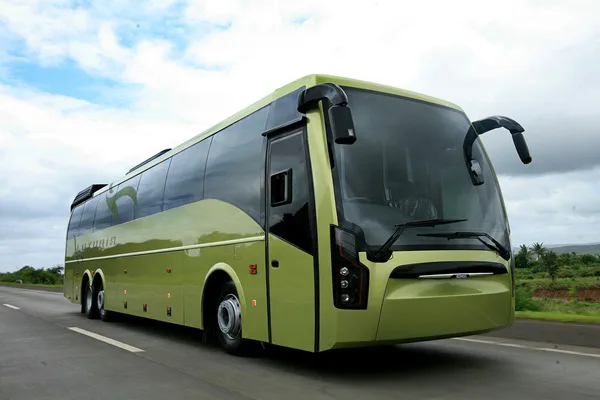 Luxury-Bus-a2z-himachal (6)
